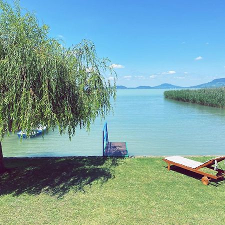 Balaton A Kertben - Balaton In The Garden - Beachfront Houses With Beautiful View, Private Beach Balatonfenyves Luaran gambar