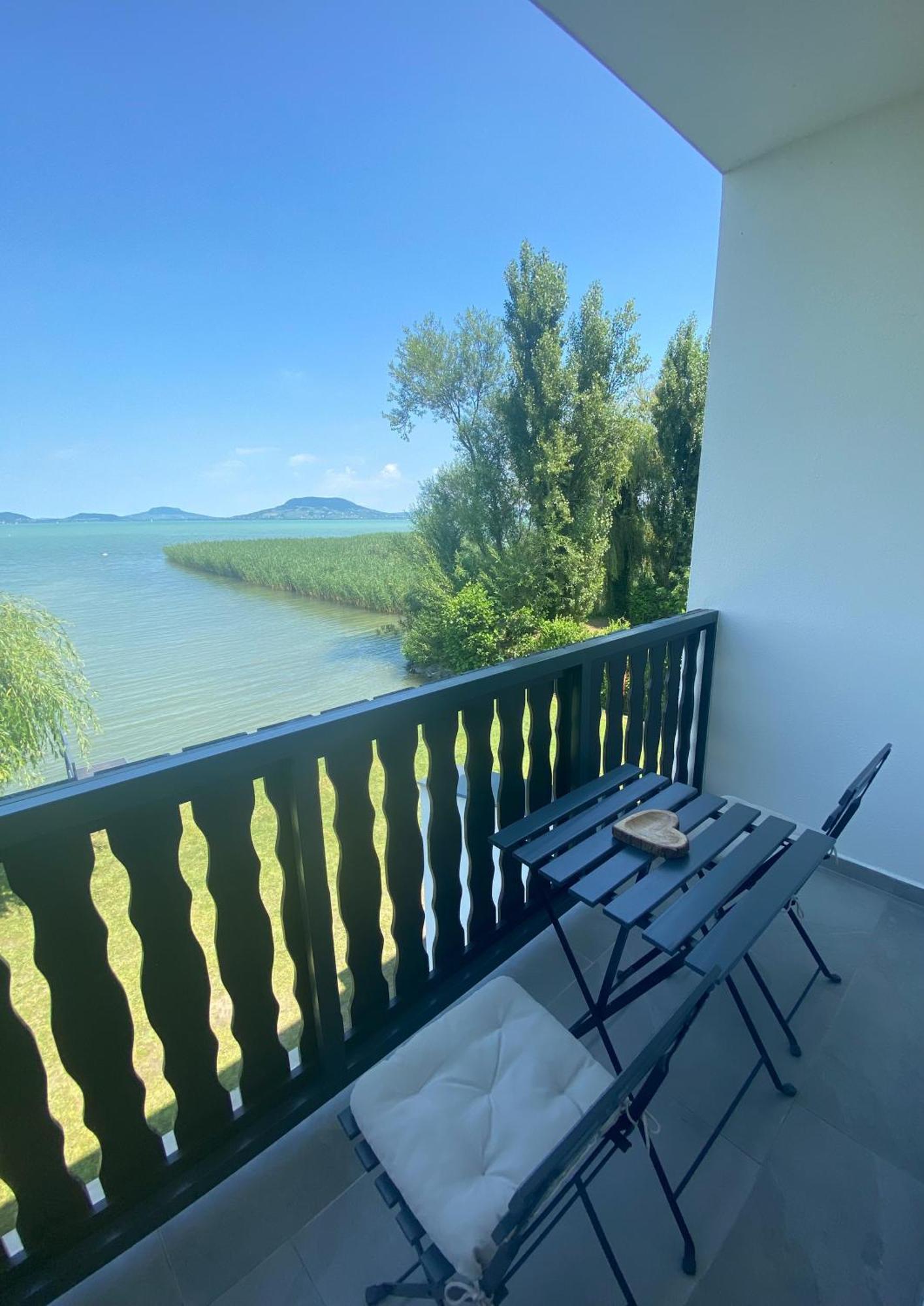 Balaton A Kertben - Balaton In The Garden - Beachfront Houses With Beautiful View, Private Beach Balatonfenyves Luaran gambar